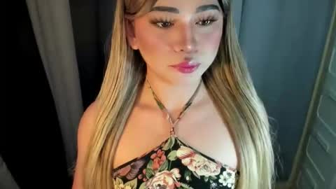 Snapshot of fuckdoll_rain chatting on 3, 5, 2026 R A I N M O R A L E S G M A I L . C O M online show from 3, 5, 2026