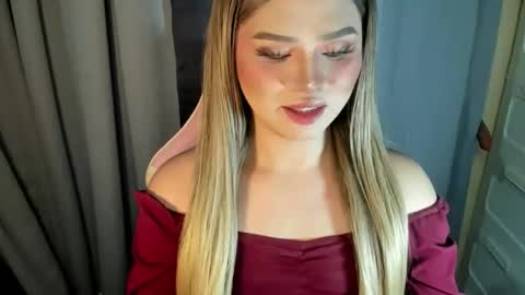 Snapshot of fuckdoll_rain chatting on 26, 5, 2026 R A I N M O R A L E S G M A I L . C O M online show from 26, 5, 2026