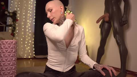 Eva         all my links   online show from 14, 12, 2024