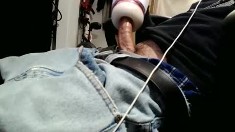 fuckmeallday1975 online show from 6, 4, 2026