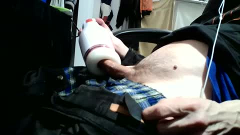 fuckmeallday1975 online show from 11, 4, 2026