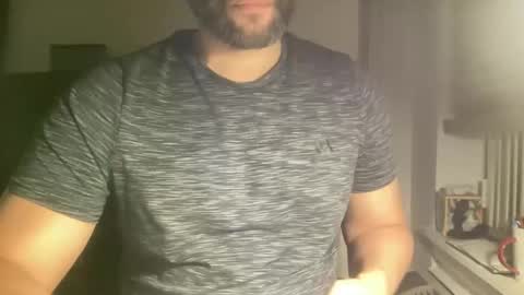 Snapshot of fuckyeahcoach chatting on 18, 1, 2026 Muscle Bear Jock in Training online show from 18, 1, 2026