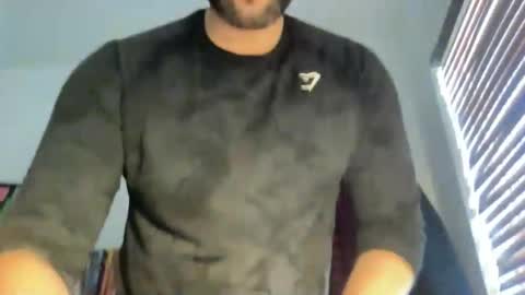 Snapshot of fuckyeahcoach chatting on 29, 3, 2026 Muscle Bear Jock in Training online show from 29, 3, 2026