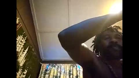 Snapshot of fucmebudoo chatting on 27, 11, 2025 Warwick online show from 27, 11, 2025