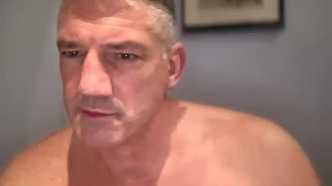 Snapshot of fullback_15 chatting on 29, 10, 2025 fullback_15 online show from 29, 10, 2025