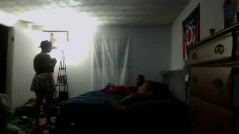 Snapshot of fundreams100 chatting on 16, 12, 2025 FunDreams online show from 16, 12, 2025