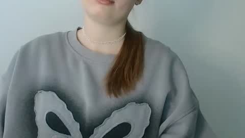 Snapshot of funemma000 chatting on 28, 11, 2025 Emma online show from 28, 11, 2025