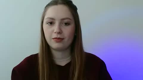 Snapshot of funemma000 chatting on 4, 12, 2025 Emma online show from 4, 12, 2025