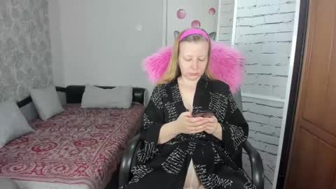 Snapshot of funny_bunny4 chatting on 3, 3, 2025 funny_bunny4 online show from 3, 3, 2025
