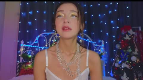 Tiffany online show from 30, 12, 2024