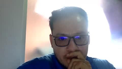 Snapshot of funnyboys18 chatting on 25, 11, 2025 Zanty online show from 25, 11, 2025