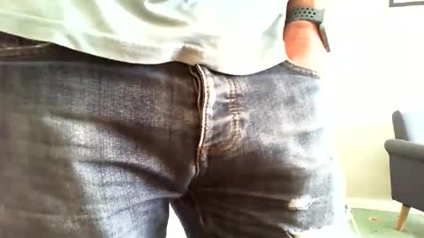 Snapshot of funslimguy chatting on 9, 6, 2026 Funslimguy online show from 9, 6, 2026