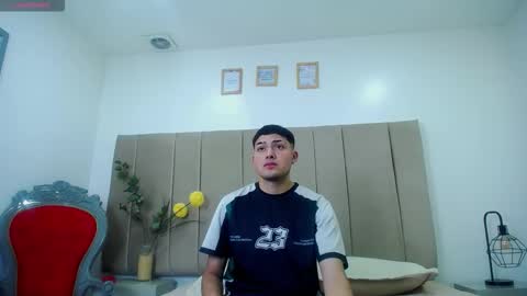 Snapshot of funthiagox chatting on 3, 11, 2025 FunThiagoX online show from 3, 11, 2025