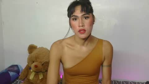 LIL LEE online show from 11, 11, 2025