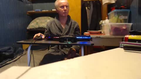 Snapshot of furosz chatting on 31, 12, 2024 furosz online show from 31, 12, 2024