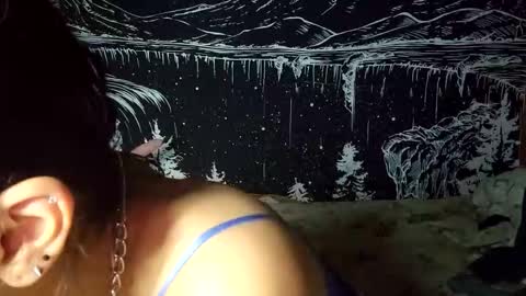 Snapshot of futuresizequeen chatting on 2, 12, 2025 futuresizequeen online show from 2, 12, 2025