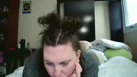 fuzzypeaches87 online show from 14, 5, 2026
