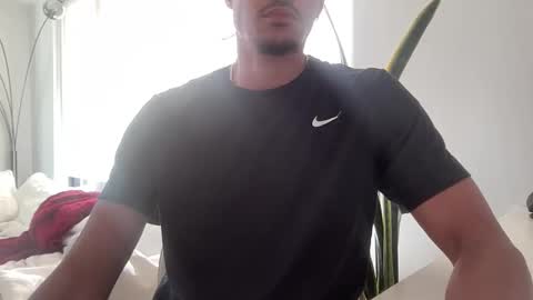 Snapshot of g00ndaddy chatting on 25, 5, 2026 G00NDaddy online show from 25, 5, 2026