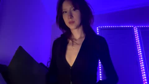 Snapshot of g0ddessluna1800 chatting on 3, 3, 2025 Goddess Luna online show from 3, 3, 2025