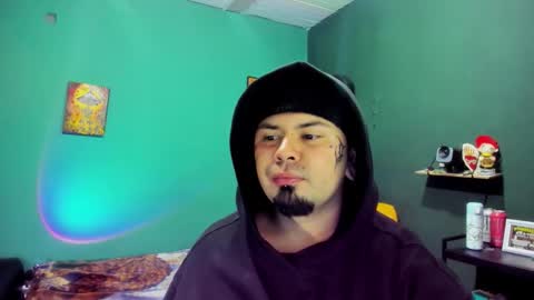 independient model online show from 14, 9, 2025