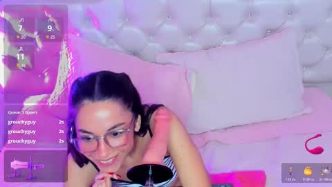 Snapshot of gabbieskinny chatting on 22, 10, 2025 gabbieskinny online show from 22, 10, 2025