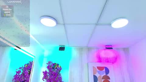 gabby_evanns online show from 11, 11, 2025