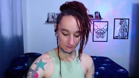 Snapshot of gabby_moon09 chatting on 12, 10, 2025 gabby_moon09 online show from 12, 10, 2025