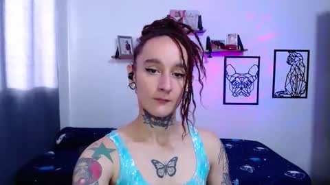 Snapshot of gabby_moon09 chatting on 16, 10, 2025 gabby_moon09 online show from 16, 10, 2025
