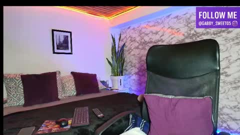 Snapshot of gabby_sweet5 chatting on 19, 11, 2025 Gabby Sweet online show from 19, 11, 2025