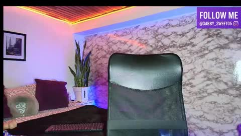 Snapshot of gabby_sweet5 chatting on 23, 11, 2025 Gabby Sweet online show from 23, 11, 2025