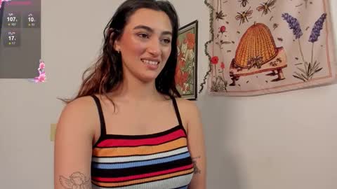 Snapshot of gabee7_ chatting on 11, 11, 2025 NEW ACCOUNT Gabriella online show from 11, 11, 2025