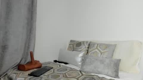   Instagram soygabi g   online show from 27, 9, 2025