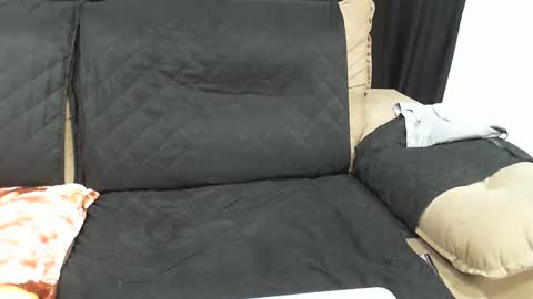 gaby  layla online show from 21, 2, 2025