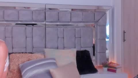 Snapshot of gabriela_montess chatting on 2, 12, 2024 Gabriela Montes online show from 2, 12, 2024