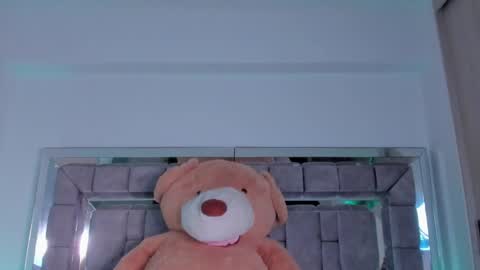 Snapshot of gabriela_montess chatting on 8, 12, 2024 Gabriela Montes online show from 8, 12, 2024