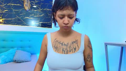 Snapshot of gabrielacortez chatting on 4, 11, 2025 GABRIELA online show from 4, 11, 2025