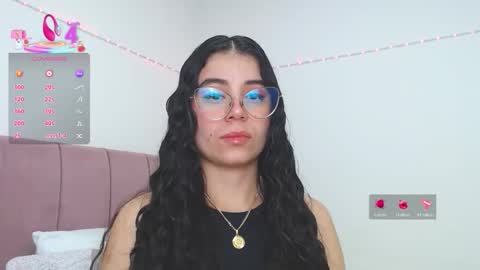 GabrielaRossa online show from 4, 10, 2025
