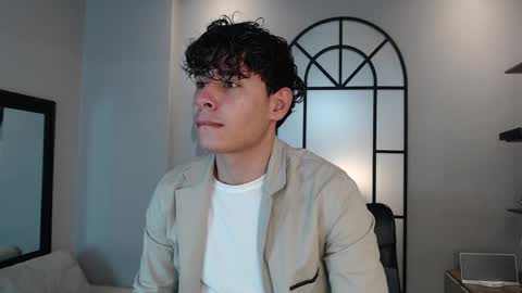 gabriell_ramirez_ online show from 10, 3, 2025