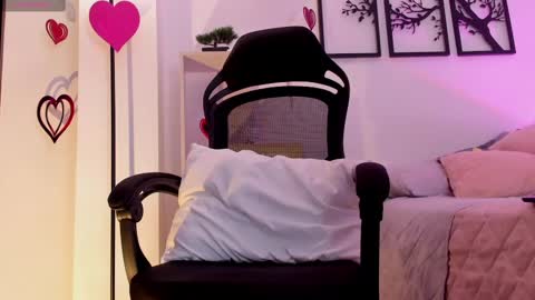 Snapshot of gabriella__tom chatting on 15, 2, 2025 Gabriella online show from 15, 2, 2025