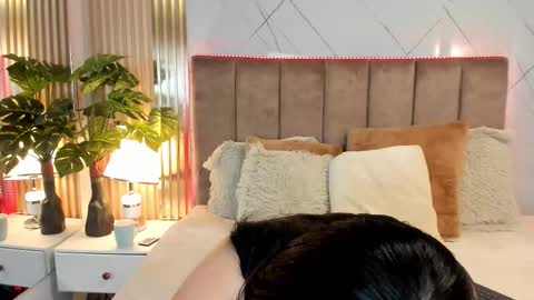 gabriella_santoss online show from 17, 3, 2026