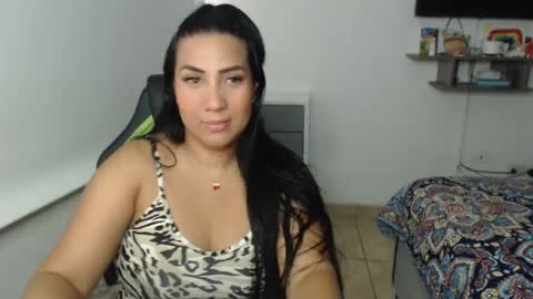 Gaby Blue online show from 12, 2, 2025