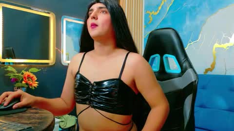 Snapshot of gaby_gil_ chatting on 19, 5, 2026 GABY GIL online show from 19, 5, 2026