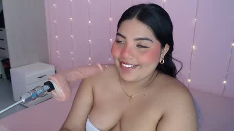 Snapshot of gaby_hot25 chatting on 8, 1, 2025 gaby online show from 8, 1, 2025