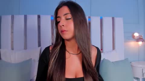 Gaby Klum online show from 3, 2, 2026