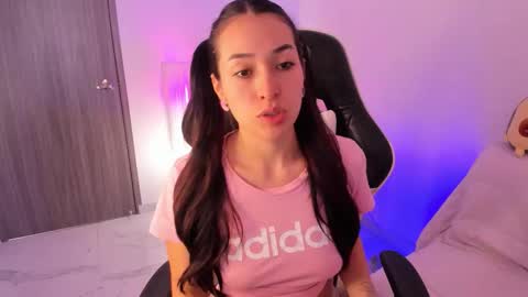 Snapshot of gaby_yummy chatting on 26, 9, 2025 Gabriela online show from 26, 9, 2025