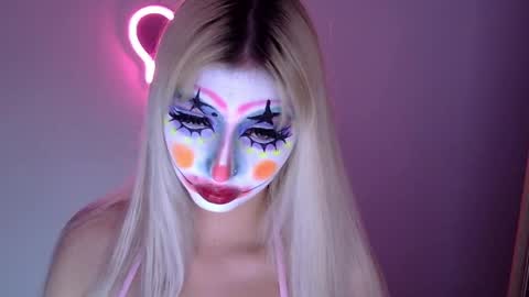 gabygumms online show from 10, 4, 2026