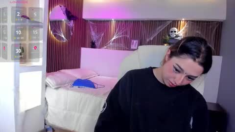 Snapshot of gabyrose9 chatting on 28, 10, 2025 gabyrose9 online show from 28, 10, 2025