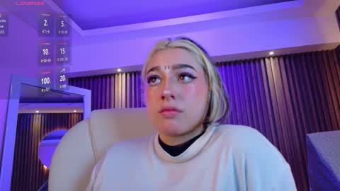 Snapshot of gabyrose9 chatting on 12, 11, 2025 gabyrose9 online show from 12, 11, 2025