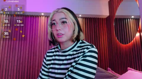 Snapshot of gabyrose9 chatting on 13, 11, 2025 gabyrose9 online show from 13, 11, 2025