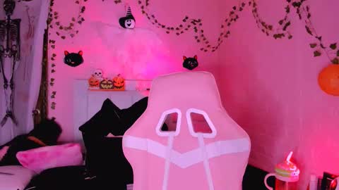 Snapshot of gabyye_capprins chatting on 23, 10, 2025 gabyye capprins online show from 23, 10, 2025